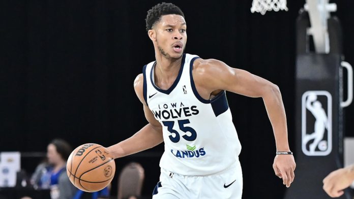 kings-re-sign-pj.-dozier-for-rest-of-2022-23-nba-season,-waive-kz-okpala