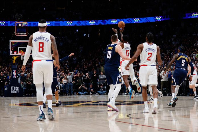 clippers’-plane-struck-by-lightning-ahead-of-ot-loss-to-nuggets-in-unreal-nba-weekend