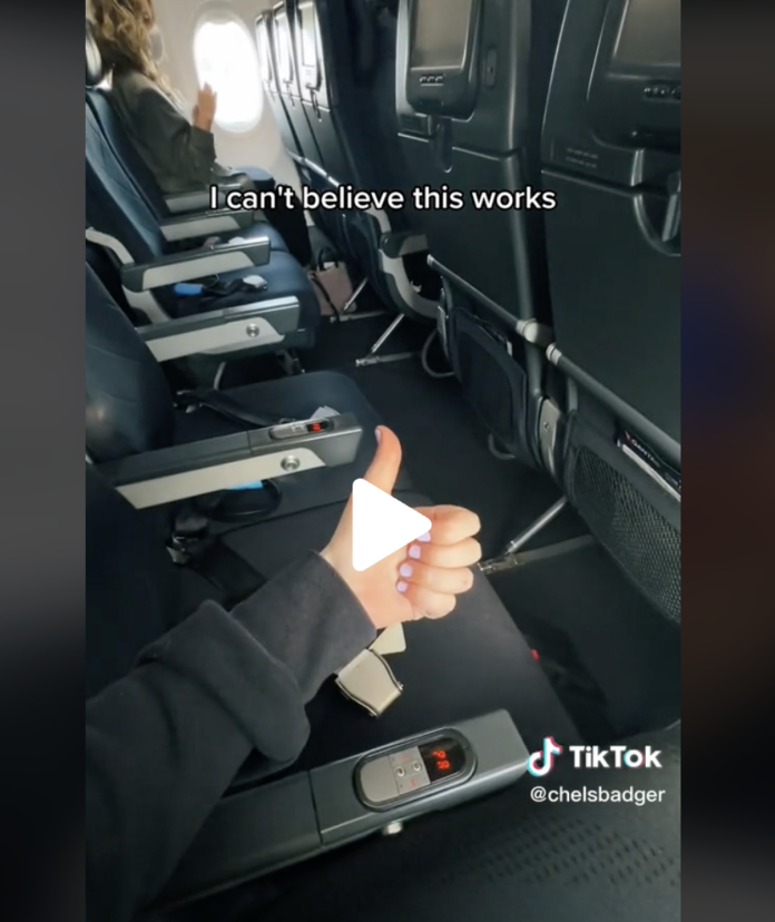 traveller-shares-qantas-flight-hack-for-getting-full-row-of-seats-to-yourself