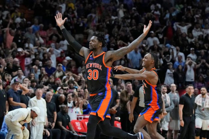 julius-randle-hits-incredible-3-pointer-in-final-seconds-to-lift-knicks-to-8th-straight-win