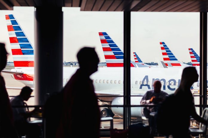 american-airlines-passengers-forced-to-sleep-on-airport-floor