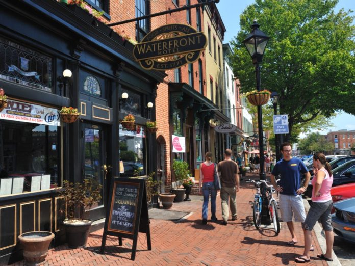 how-to-spend-a-day-in-fells-point,-baltimore’s-seafood-loving,-historic-neighbourhood