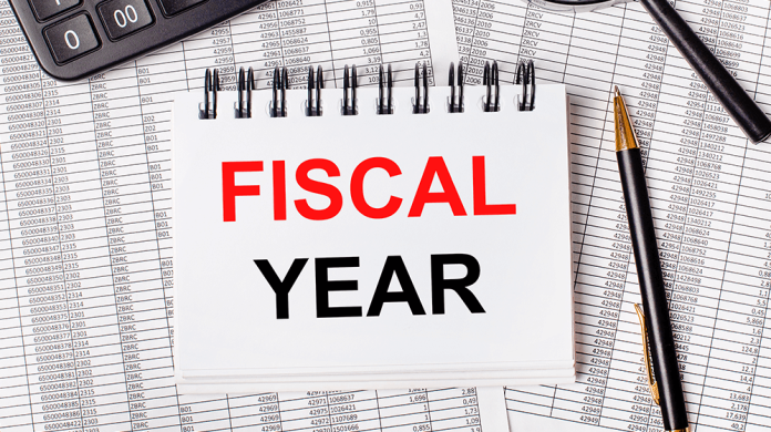 fiscal-year-vs-calendar-year:-what’s-best-for-your-business?