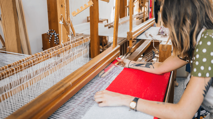 10-places-to-get-weaving-supplies-for-your-business