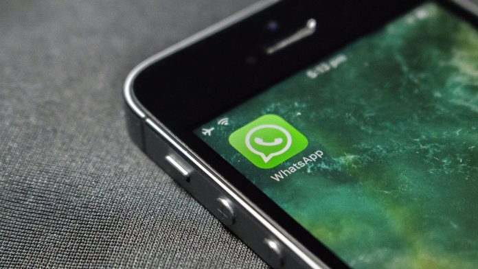 whatsapp-just-made-your-group-chats-a-lot-easier-to-name-and-use