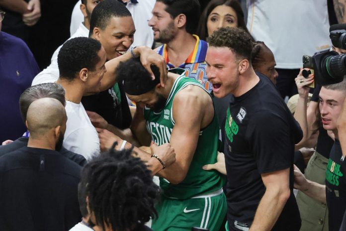 remembering-derrick-white’s-absurdly-clutch-tip-in-for-the-boston-celtics-from-game-6-of-the-’23-ecf
