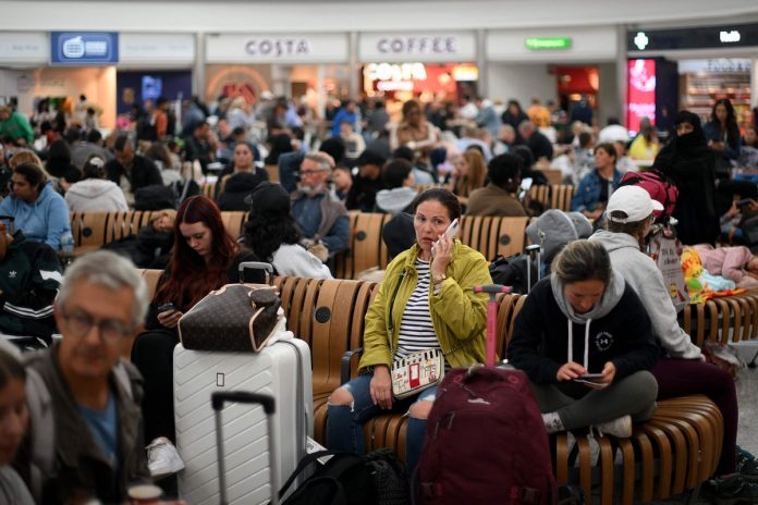airlines-demand-compensation-reform-as-air-traffic-control-chaos-sees-2,000-flights-cancelled-–-latest
