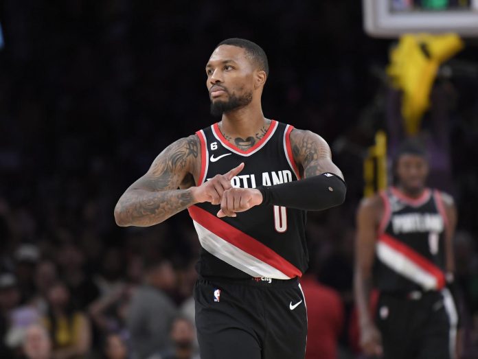 fave-time:-bucks-are-nba-title-favorites,-heat-odds-go-other-way-with-damian-lillard-trade