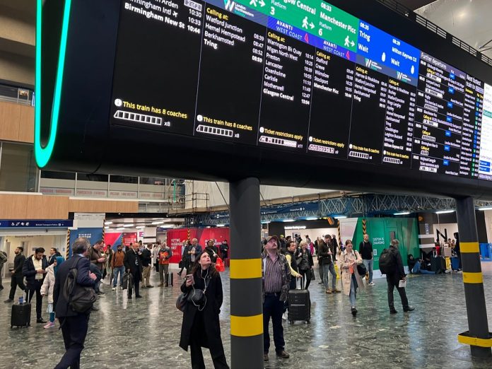 london-euston-travel-chaos-as-points-failure-causes-cancellations-and-delays