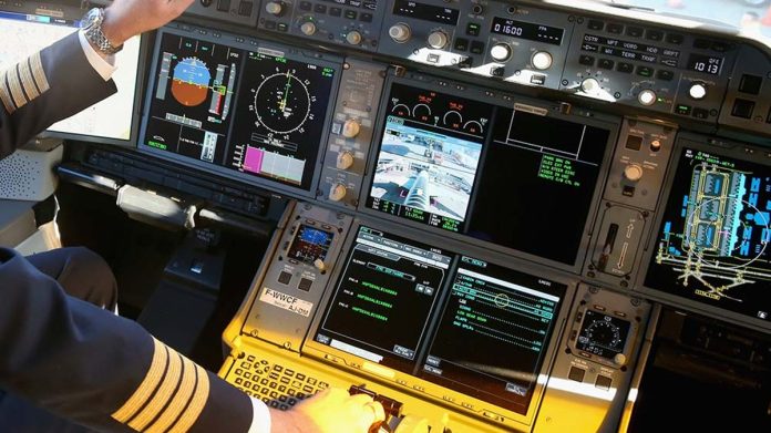 pilot-reveals-‘lie’-they-always-tell-passengers-on-flights