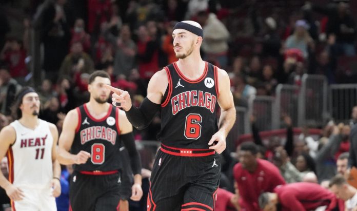 bulls’-alex-caruso-among-41-finalists-for-2024-olympic-roster