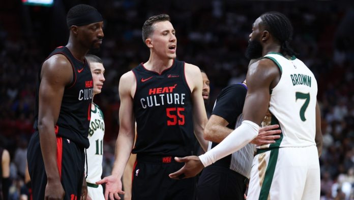 duncan-robinson-calls-out-jaylen-brown-for-‘dirty-play’-in-c’s-heat