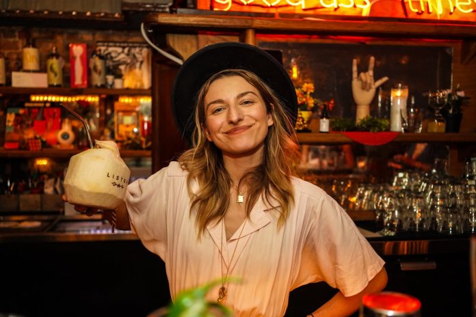 how-sober-curious-speakeasies-have-become-new-york’s-hottest-new-night-out
