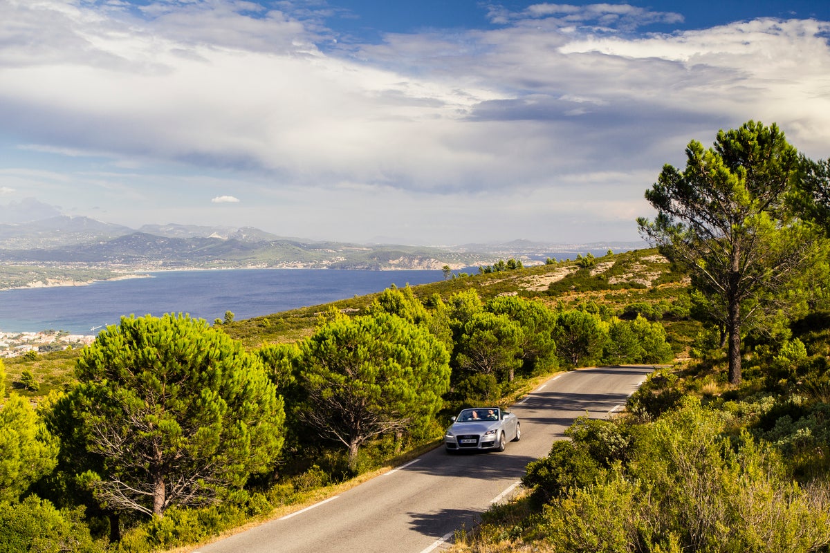 what-do-you-need-to-drive-in-france?-rules-for-travelling-from-the-uk