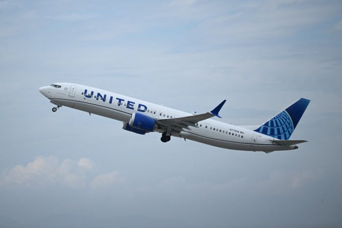 british-passenger-must-pay-united-airlines-$20,000-after-threat-to-‘mess-up-plane’-forced-diversion