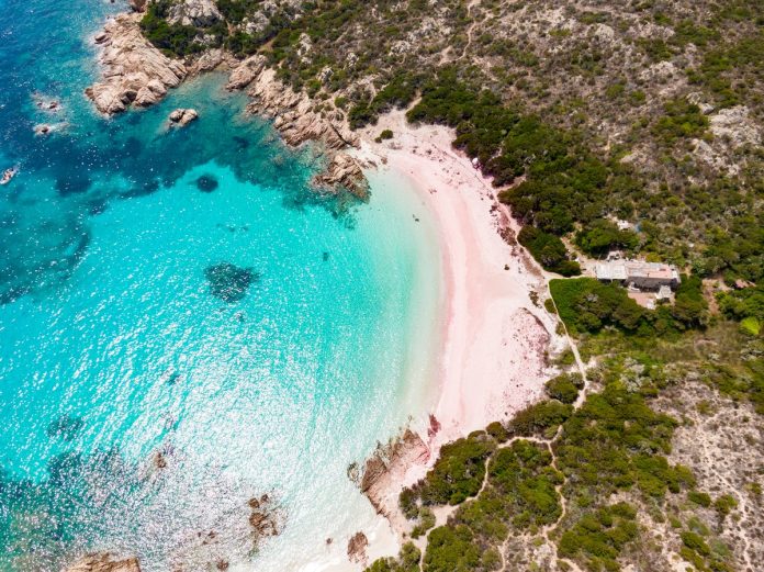 influencer-fined-1,500-for-trespassing-on-forbidden-pink-beach-in-sardinia