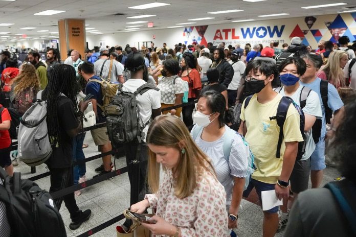 tsa-warns-of-‘surge’-in-july-4-travelers-creating-chaos-in-airports-with-long-waits-and-crowded-flights