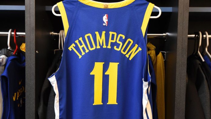 klay’s-no.-11-warriors-jersey-receives-massive-price-cut-at-team-store