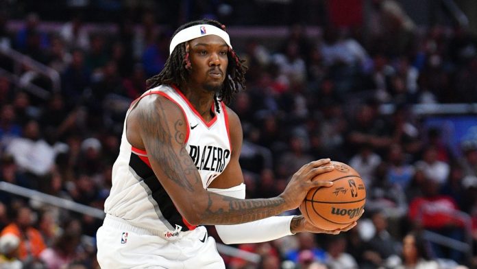 report:-kings-interested-in-trade-for-blazers-big-man-williams-iii