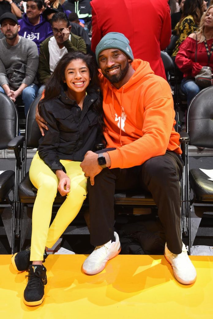 lakers-unveil-new-statue-honoring-‘girl-dad’-kobe-bryant’s-bond-with-daughter-gianna