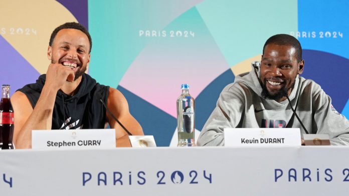 steph-congratulates-kd-on-becoming-new-us.-olympic-scoring-leader