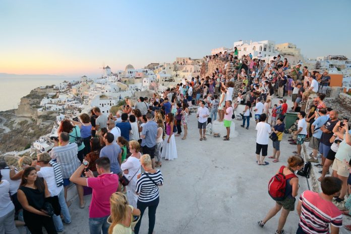 mayor-of-santorini-reveals-plans-to-crackdown-on-overtourism