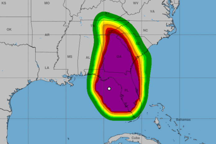 hurricane-helene:-closed-airports-and-hundreds-of-flights-cancelled-could-leave-holidaymakers-stranded